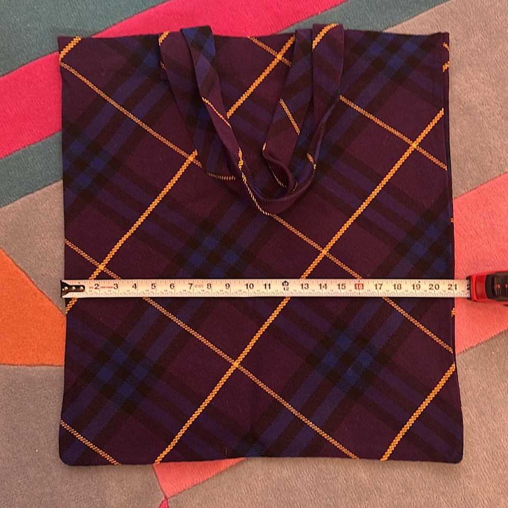 BURBERRY TOTE